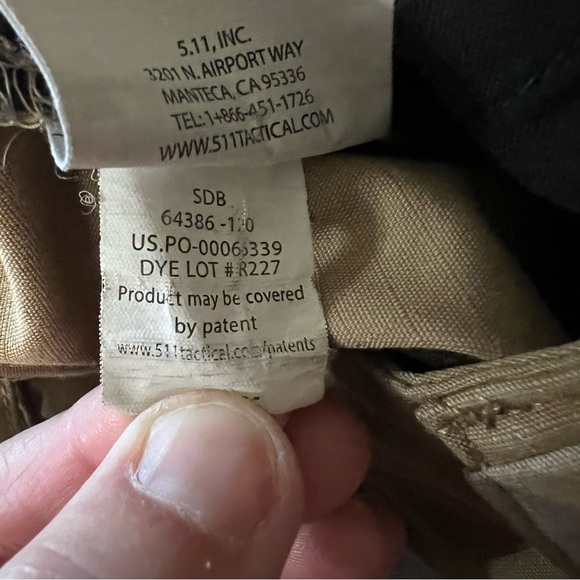 5.11 Tactical Carpenter Cargo Khaki Pants size 18 - Picture 7 of 13